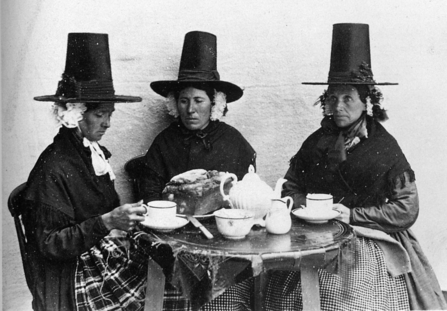 Welsh costume, Cardiganshire beaver hats